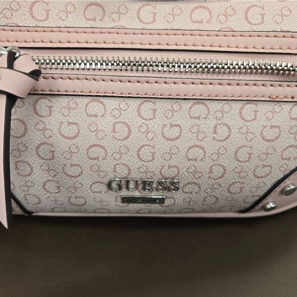 NEW Guess Shoulder Handbag - Picture 4 of 5